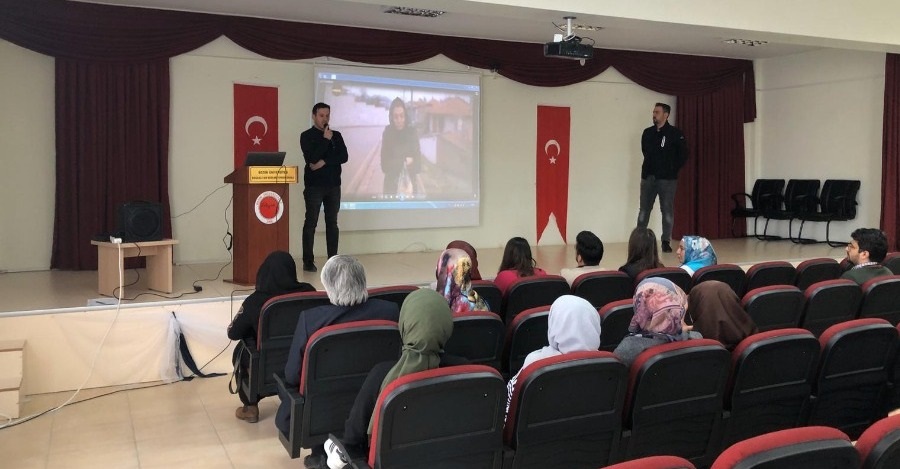 Koronavirüs Hakkında Bilgilendirme Konferansı
